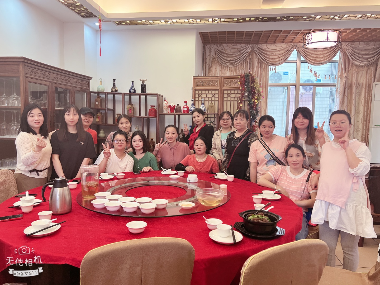 祝紫光電氣所有女神節(jié)日快樂！